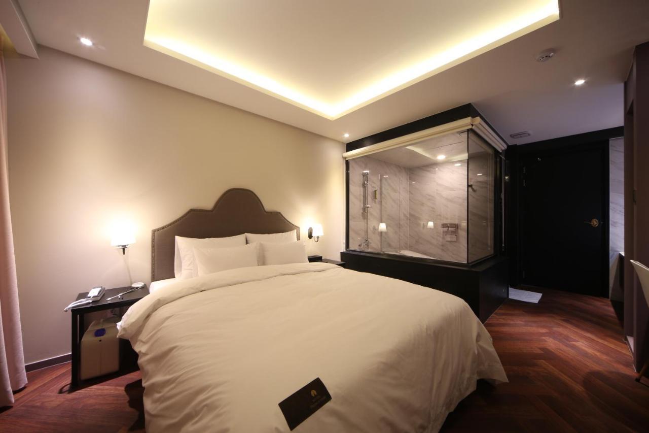 Hotel French Code Myeongji Busan Esterno foto