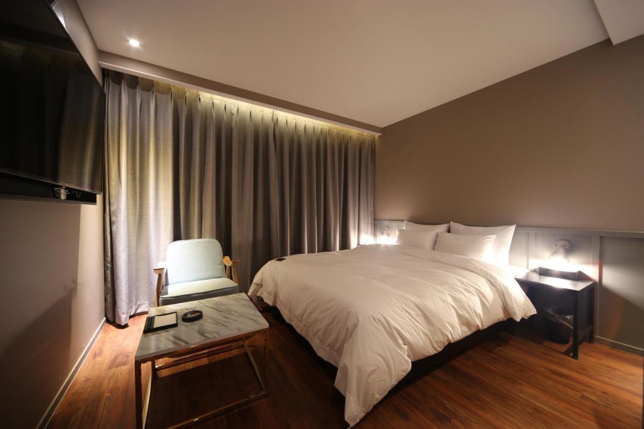 Hotel French Code Myeongji Busan Esterno foto