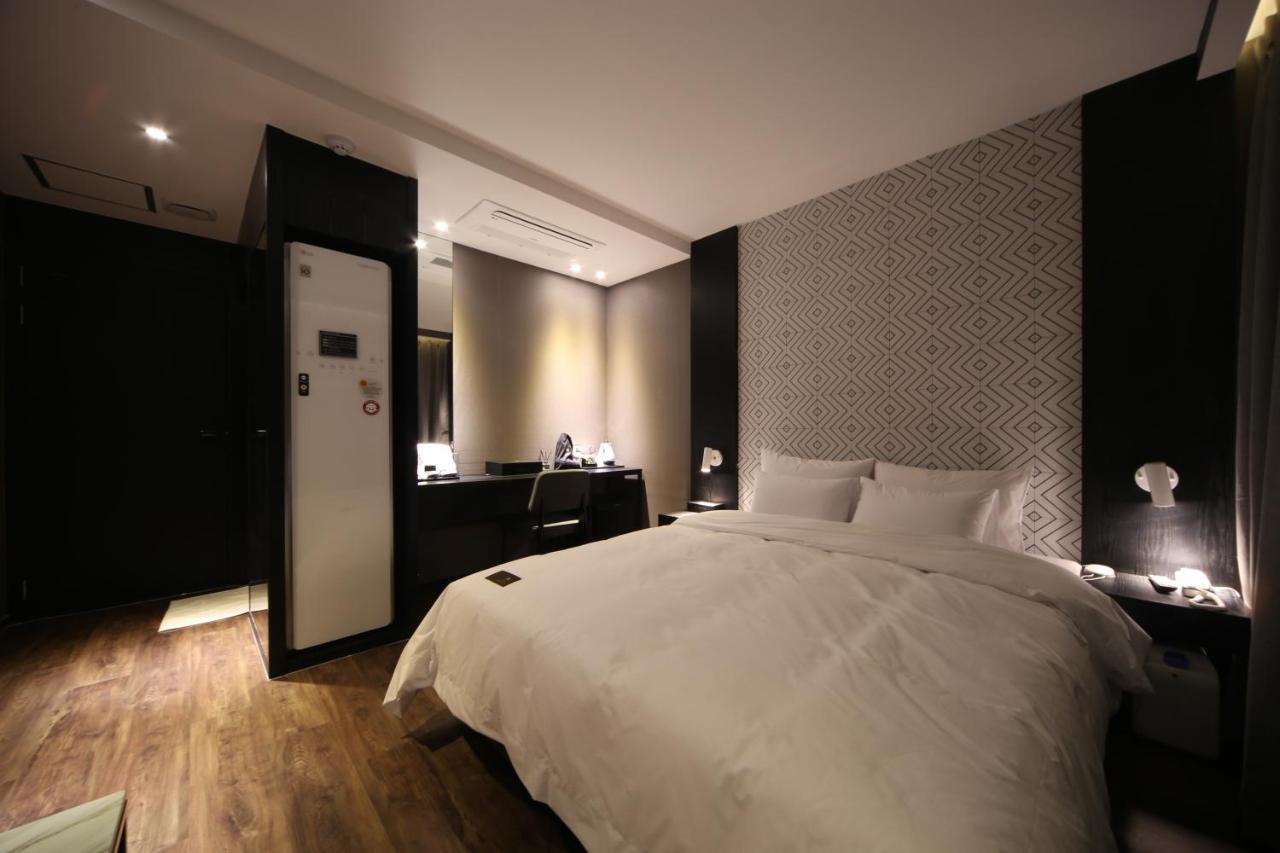 Hotel French Code Myeongji Busan Esterno foto