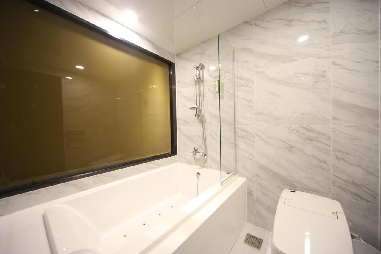 Hotel French Code Myeongji Busan Esterno foto